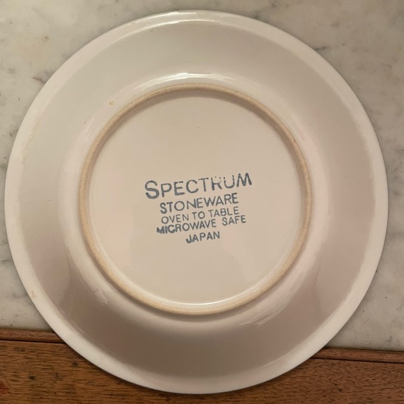 Vintage Spectrum Floral Stoneware Soup Bowls.  Rare find -Discontinued Pattern. - Picture 4 of 6